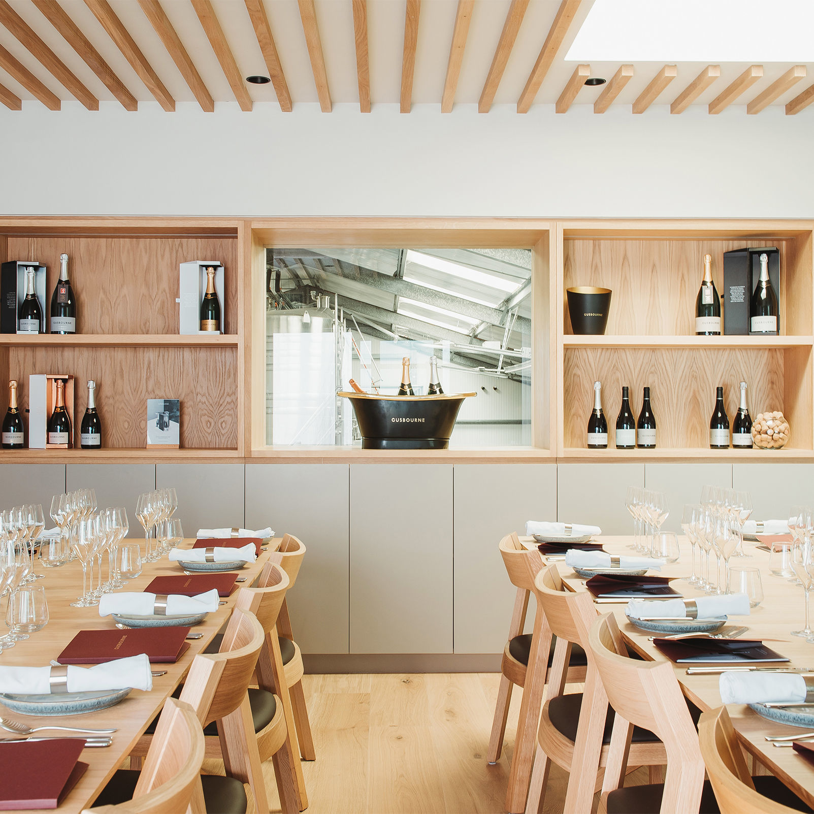 Vineyard tour, lunch and wine tasting for 12 at Gusbourne